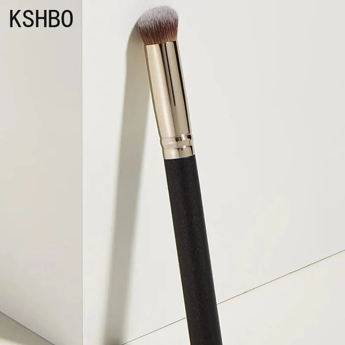 Angled Seamless Makeup Brushes - Rieworkes