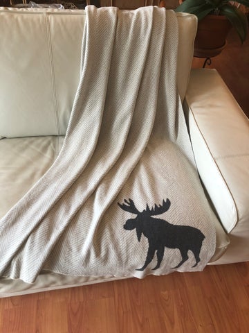 Assorted Cotton Throw Blankets-Gina's Home Linen Ltd