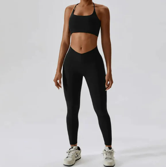 Black / M