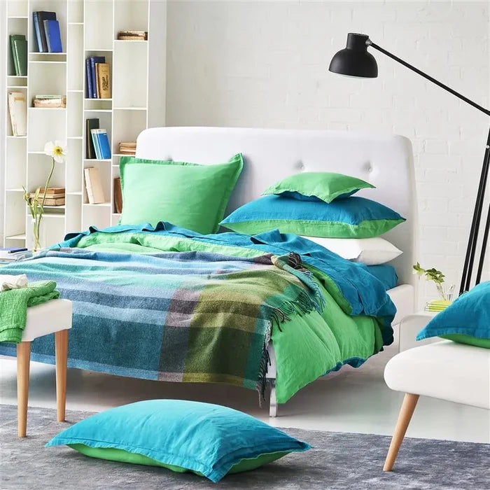 Bampton Emerald Throw-Gina's Home Linen Ltd