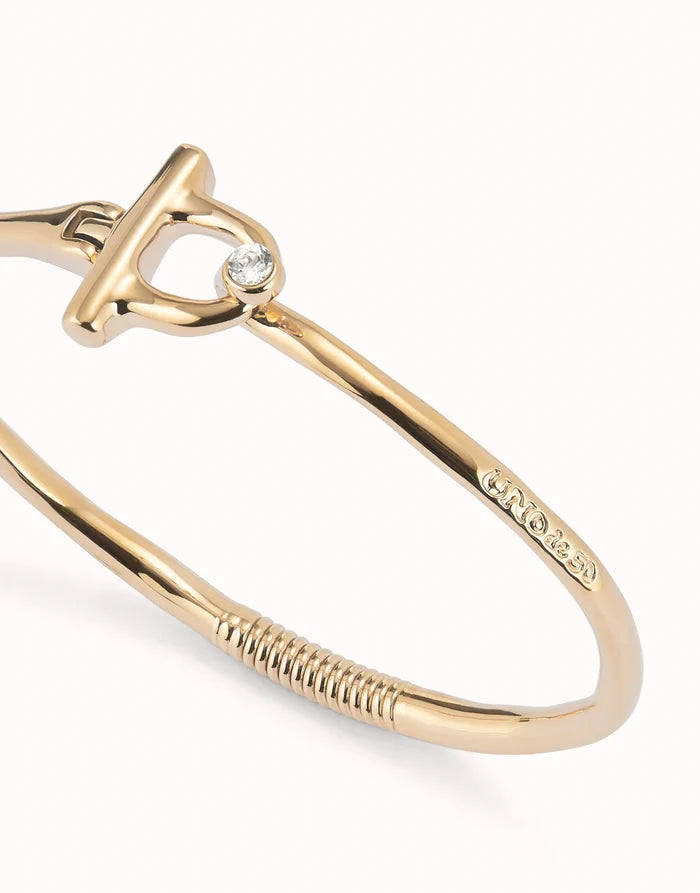 Bangle bracelet with white topaz