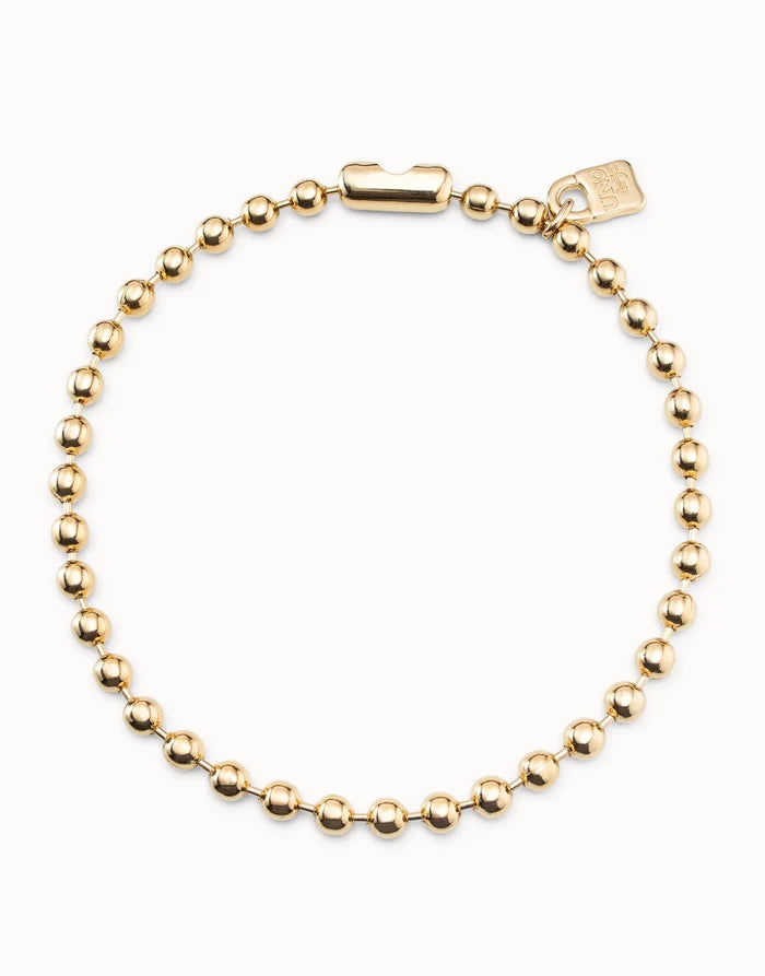 Bead necklace with contrasting accents