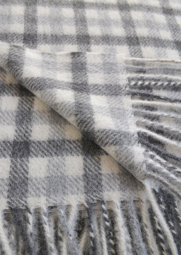 Bonn Alpaca Throw-Gina's Home Linen Ltd