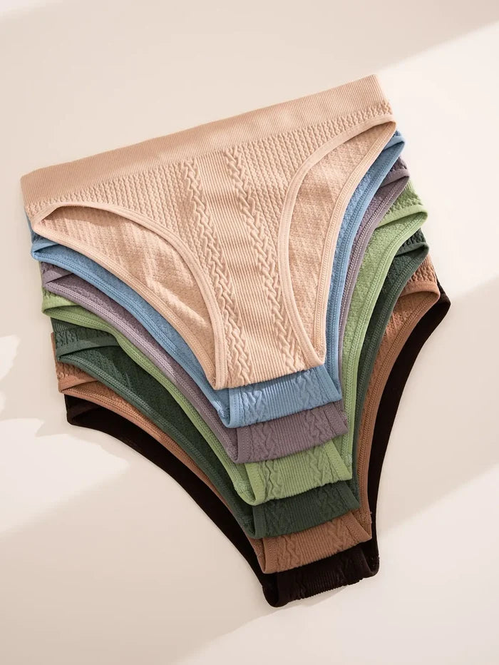 Elegant Comfortable Textured Panties Set of Seven Rieworkes