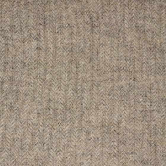 SUEDE / 55x78"
