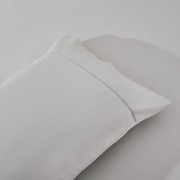 PILLOW CASES / SILVER / QUEEN