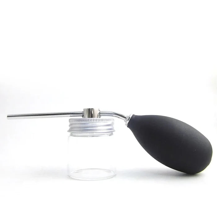 Pump Applicator for Hair Rieworkes