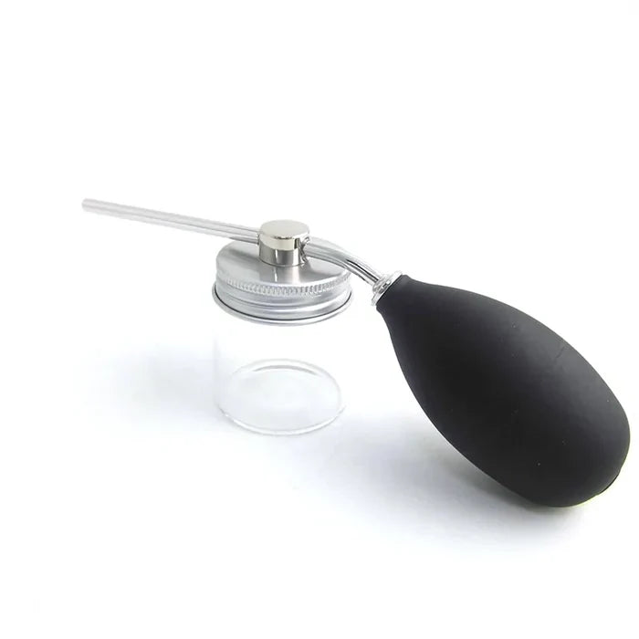 Pump Applicator for Hair Rieworkes