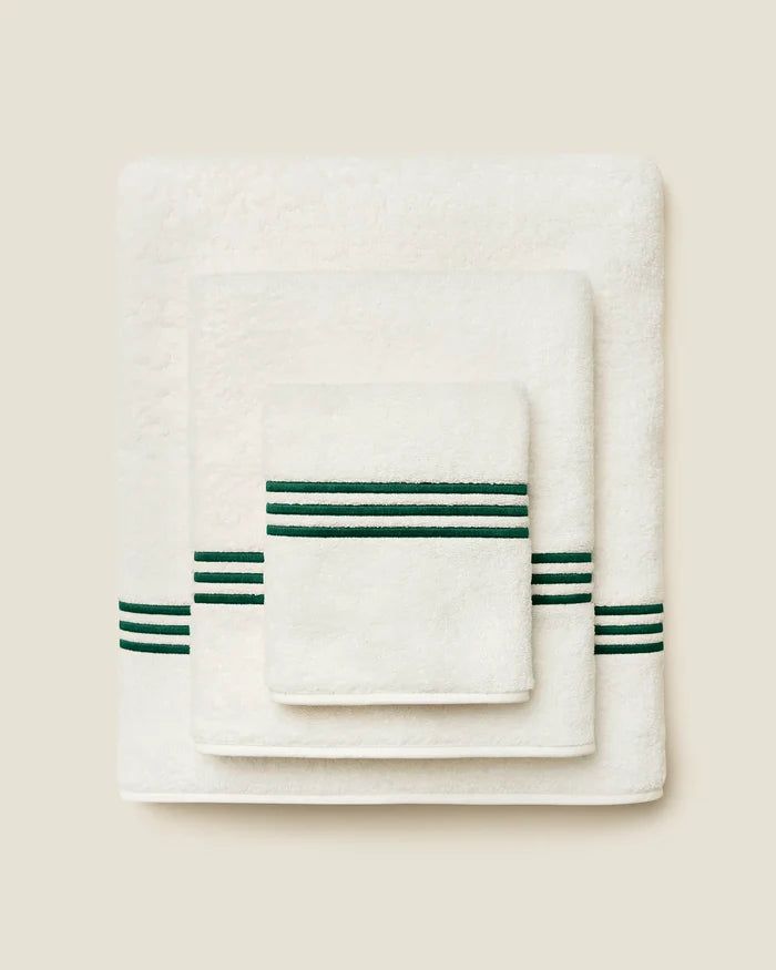 Tre Righe Ivory/emerald towel stack